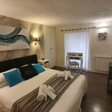 Delsi Suites Pantheon Rome Bagian luar foto