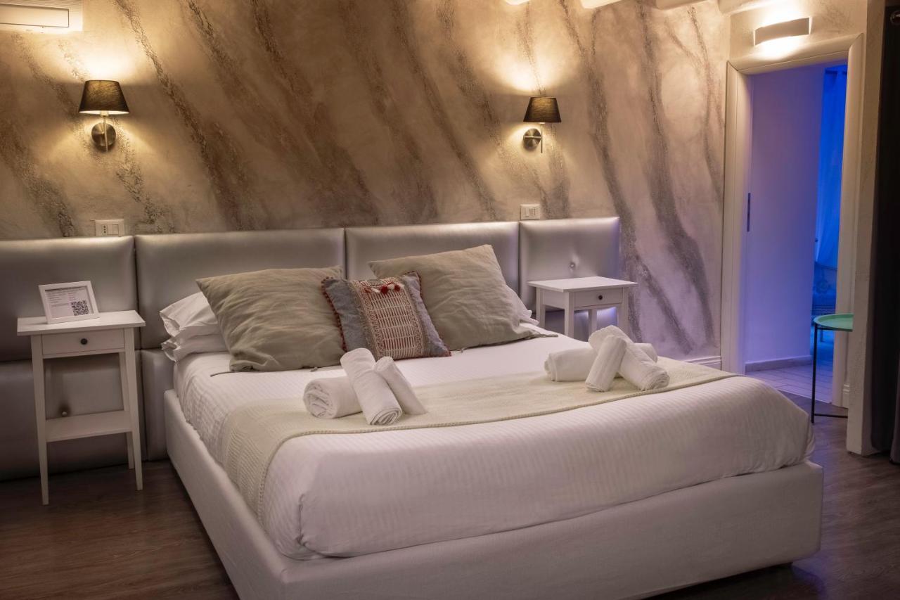 Delsi Suites Pantheon Rome Bagian luar foto