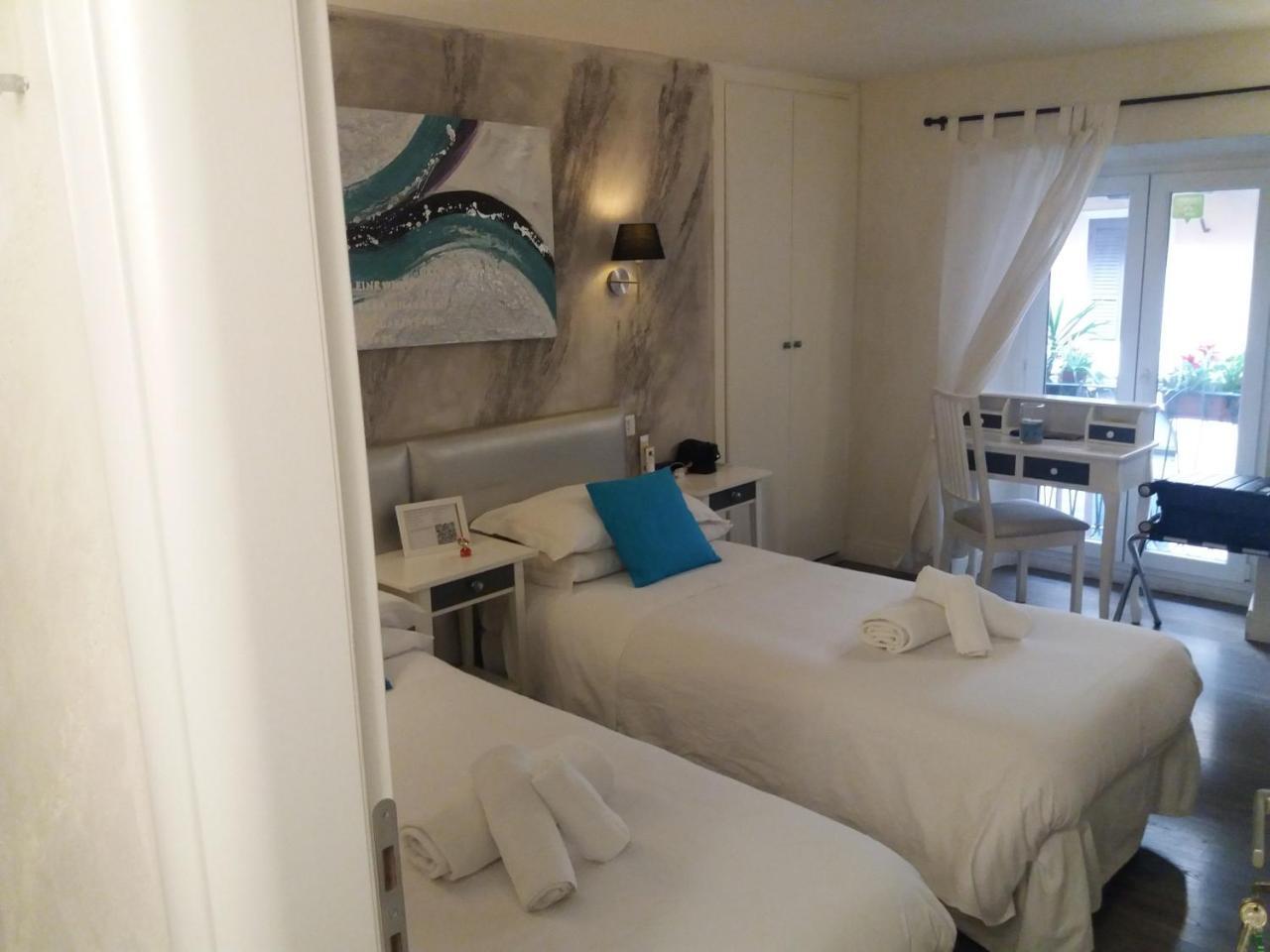 Delsi Suites Pantheon Rome Bagian luar foto